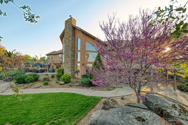 $2,299,999 | 16115 Deer Path Lane, Clovis, CA 93619
