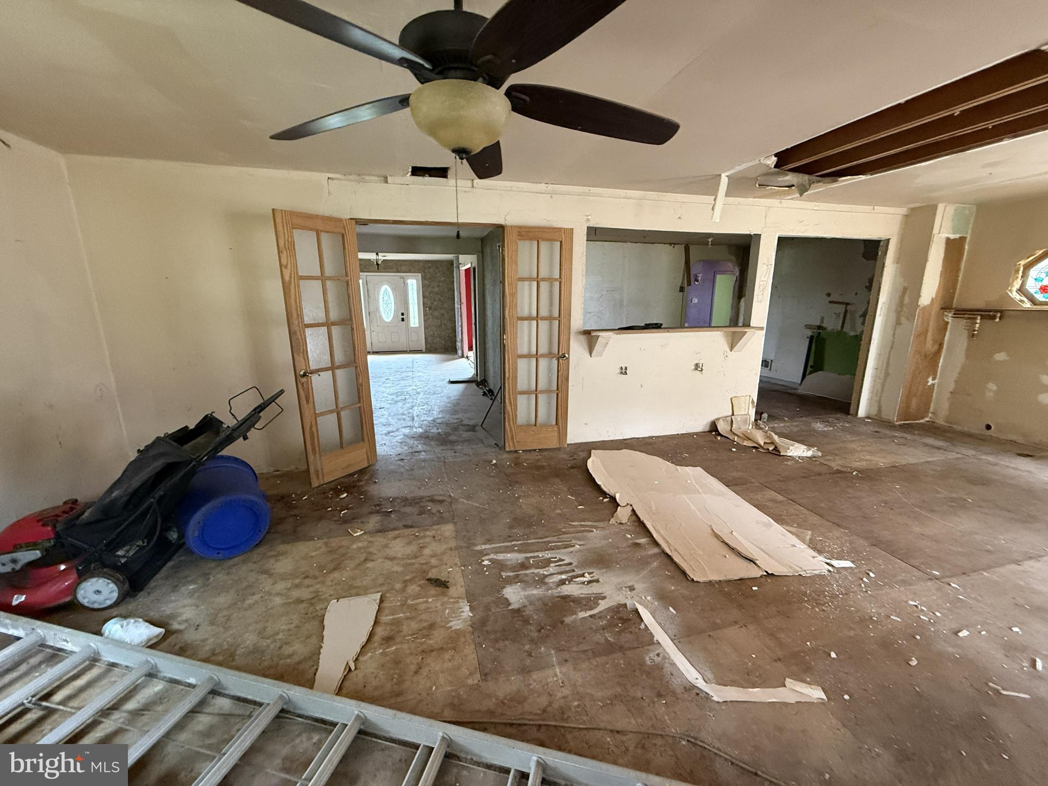 155 Silver Lake Road Bridgeton, NJ 08302 - Photo 11 of 36 a view of a room with gym equipment