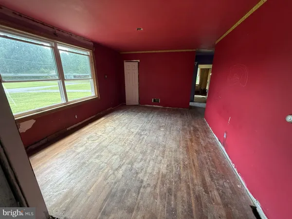 a view of a storage & utility room