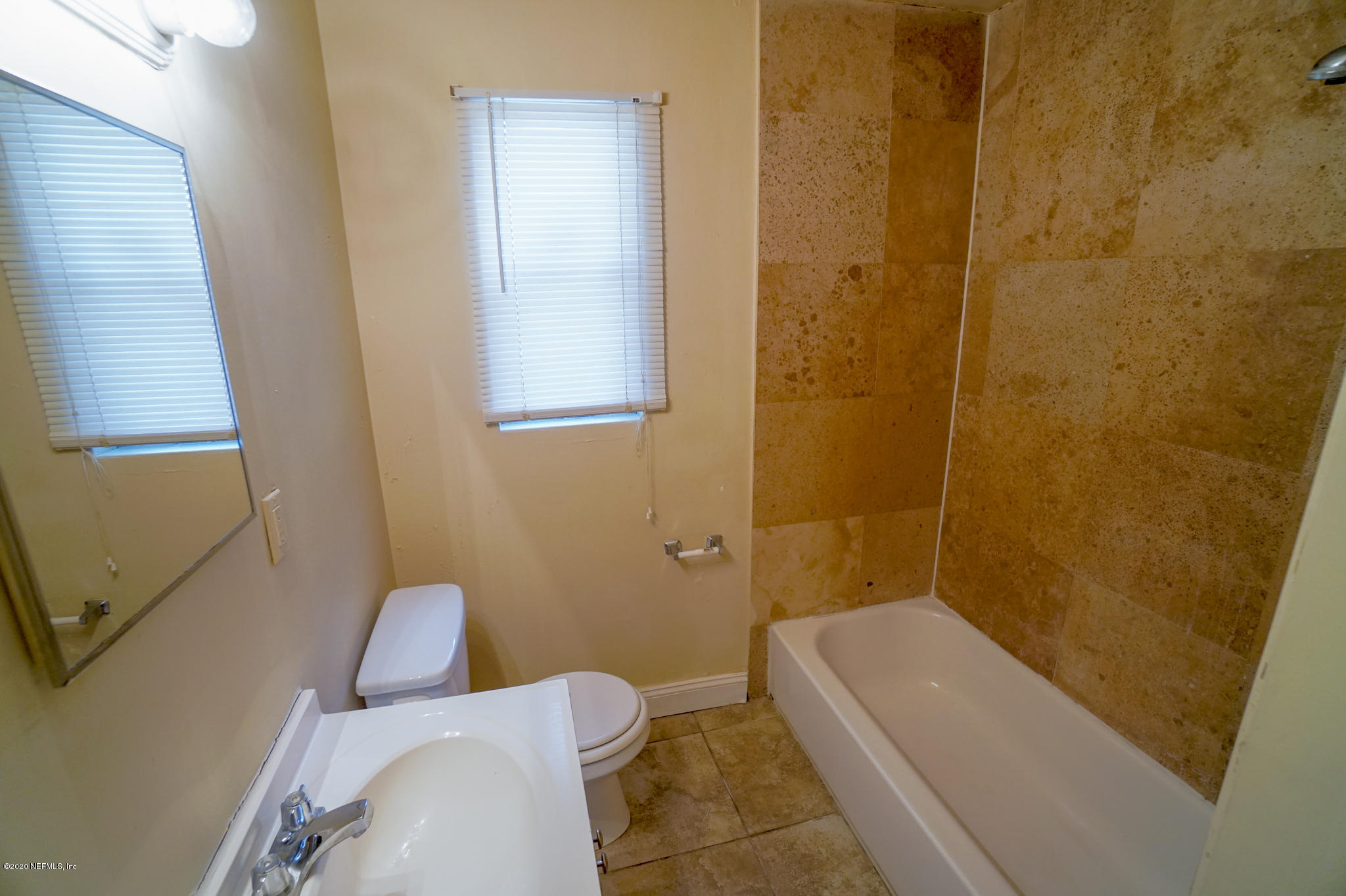 2407 Lotus Road East Jacksonville, FL 32211 - Photo 13 of 24 J9-05