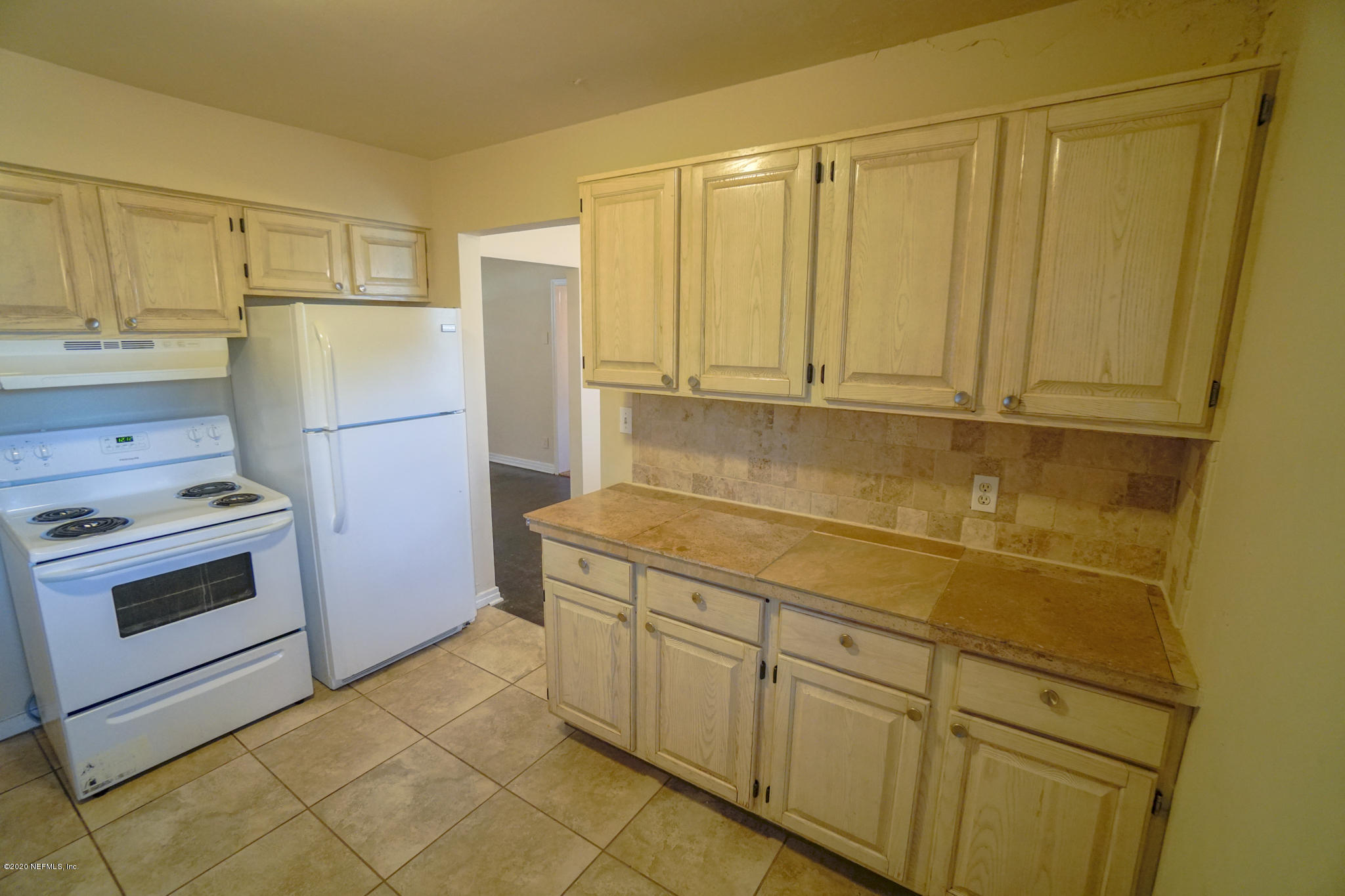 2407 Lotus Road East Jacksonville, FL 32211 - Photo 10 of 24 J9-2-2