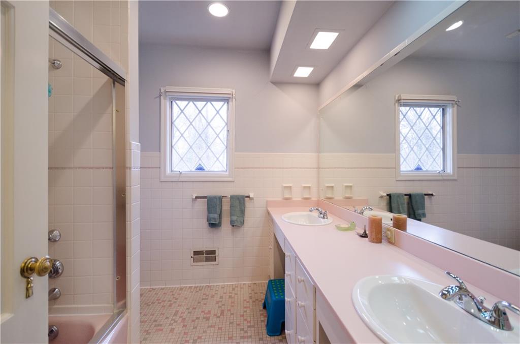 6402 Dean Road Indianapolis, IN 46220 - Photo 28 of 41 Gallery Image 28
