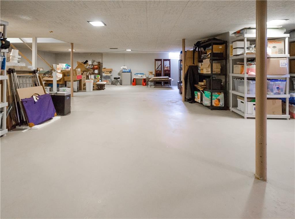 6402 Dean Road Indianapolis, IN 46220 - Photo 30 of 41 Gallery Image 30