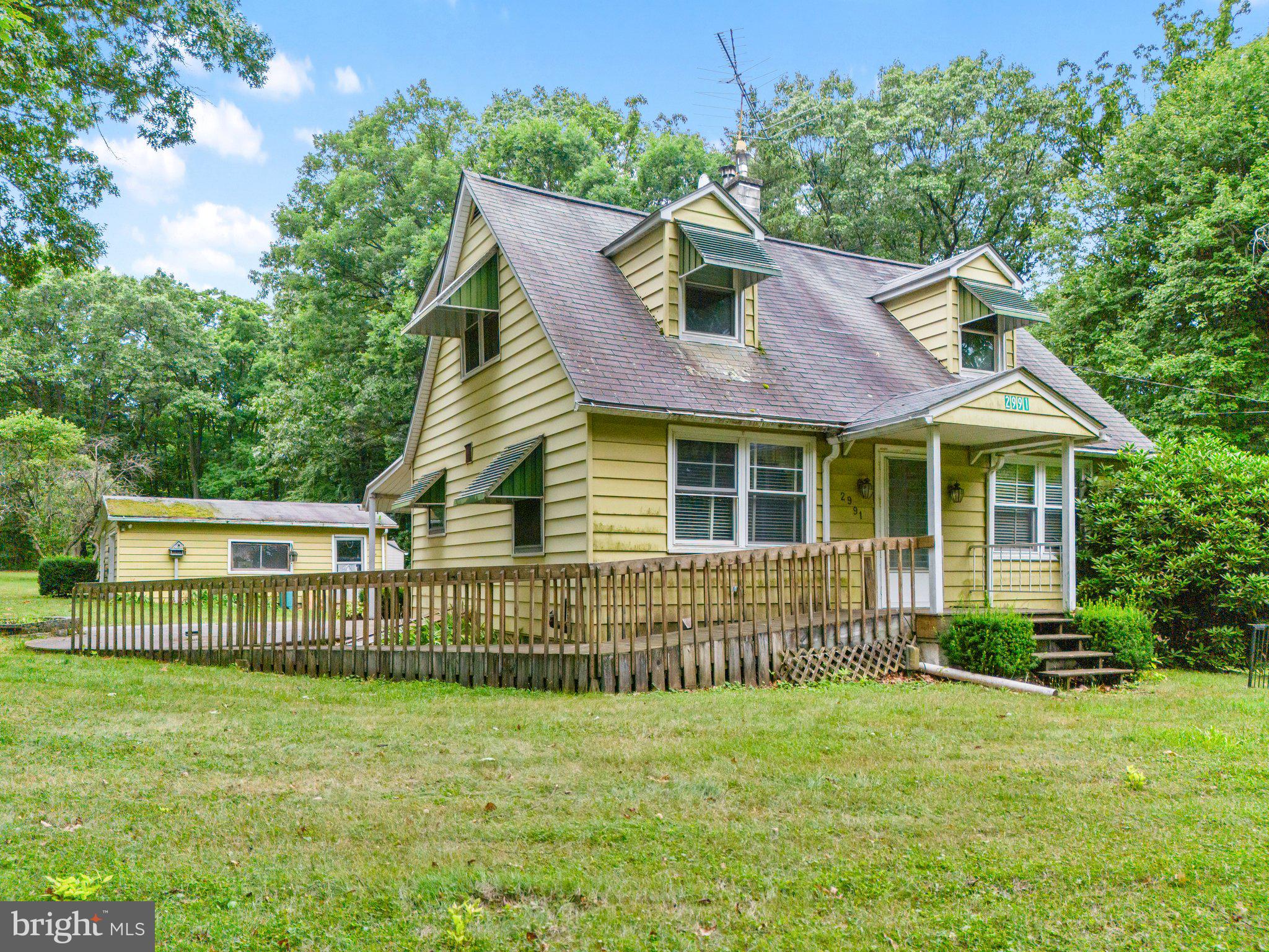 2991 Chestnut Hill Road Pottstown, PA 19465 - Photo 3 of 36 Gallery Image 3