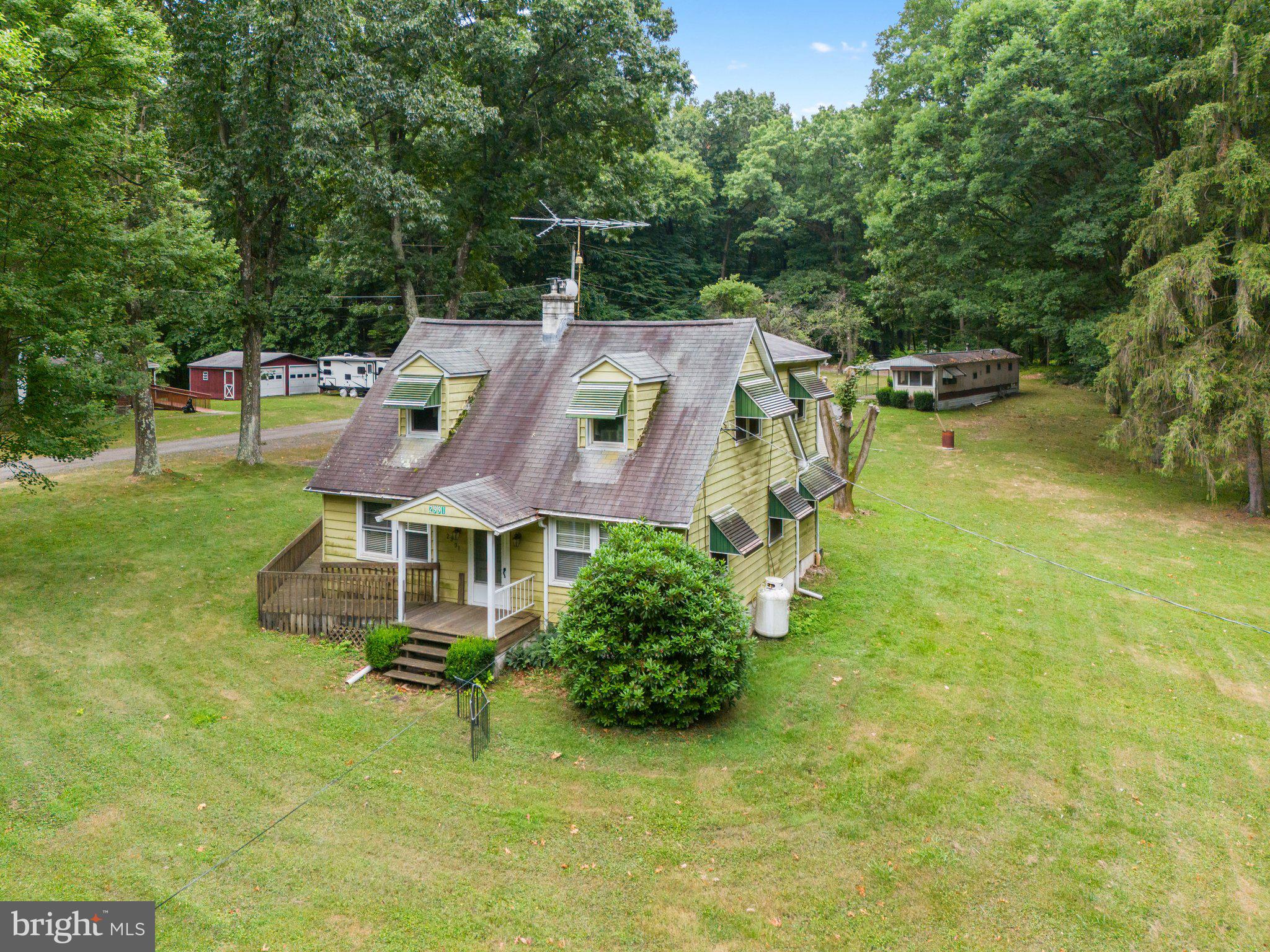 2991 Chestnut Hill Road Pottstown, PA 19465 - Photo 6 of 36 Gallery Image 6