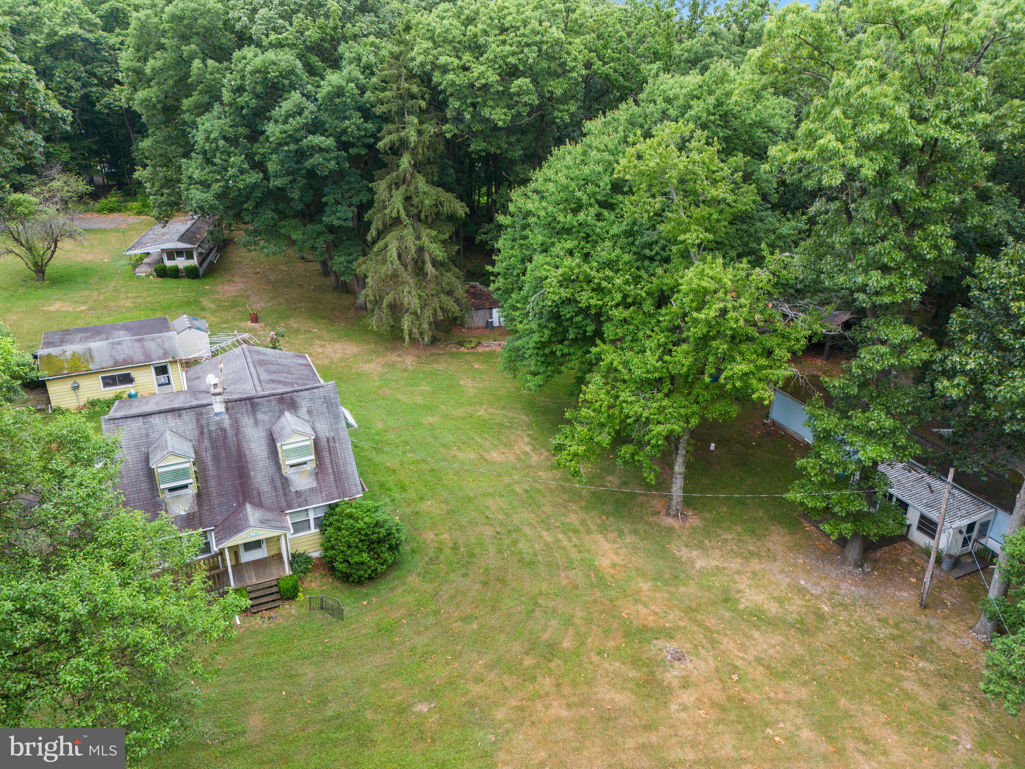 2991 Chestnut Hill Road Pottstown, PA 19465 - Photo 8 of 36 Gallery Image 8