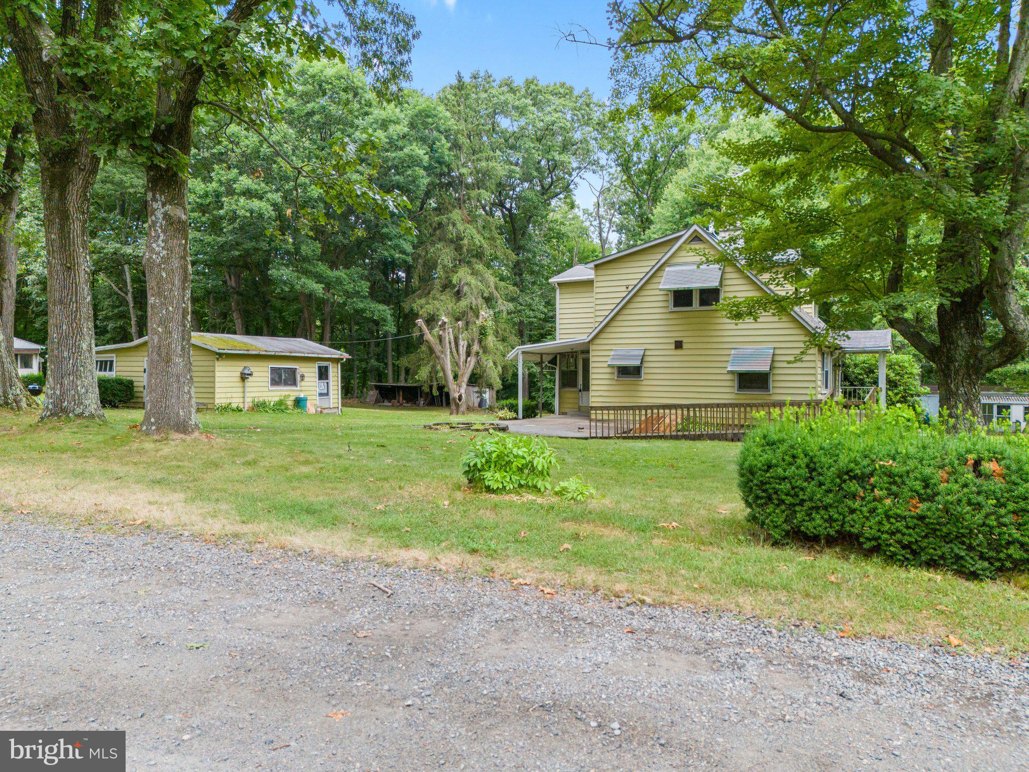 2991 Chestnut Hill Road Pottstown, PA 19465 - Photo 10 of 36 Gallery Image 10