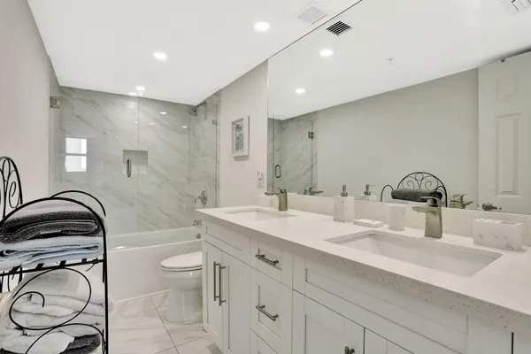 $385,000 | 1505 North Riverside Drive, Unit 802, Pompano Beach, FL 33062