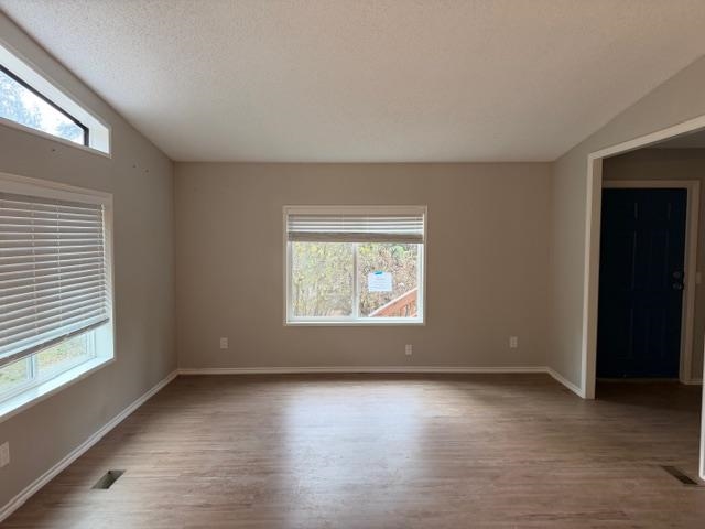 442 Old Leclerc Road Cusick, WA 99119 - Photo 3 of 24