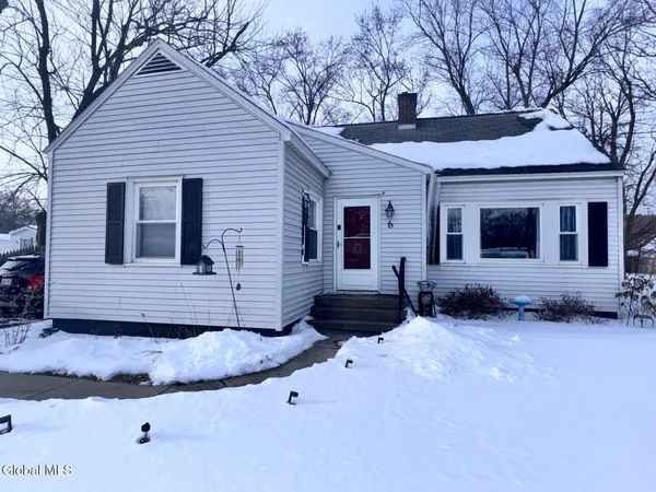$160,000 | 6 Alflo Circle, Schenectady, NY 12302