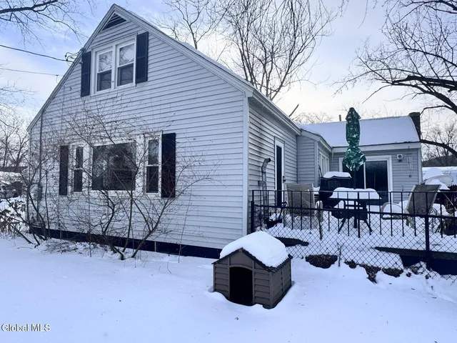 $160,000 | 6 Alflo Circle, Schenectady, NY 12302