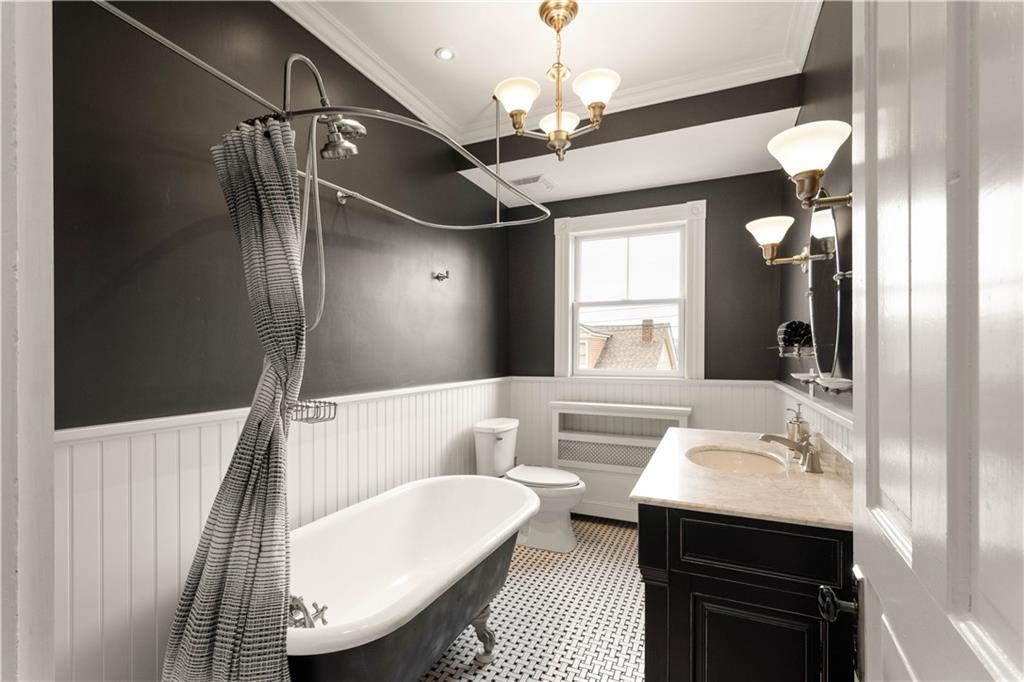 110 Pius Street Pittsburgh, PA 15203 - Photo 26 of 45