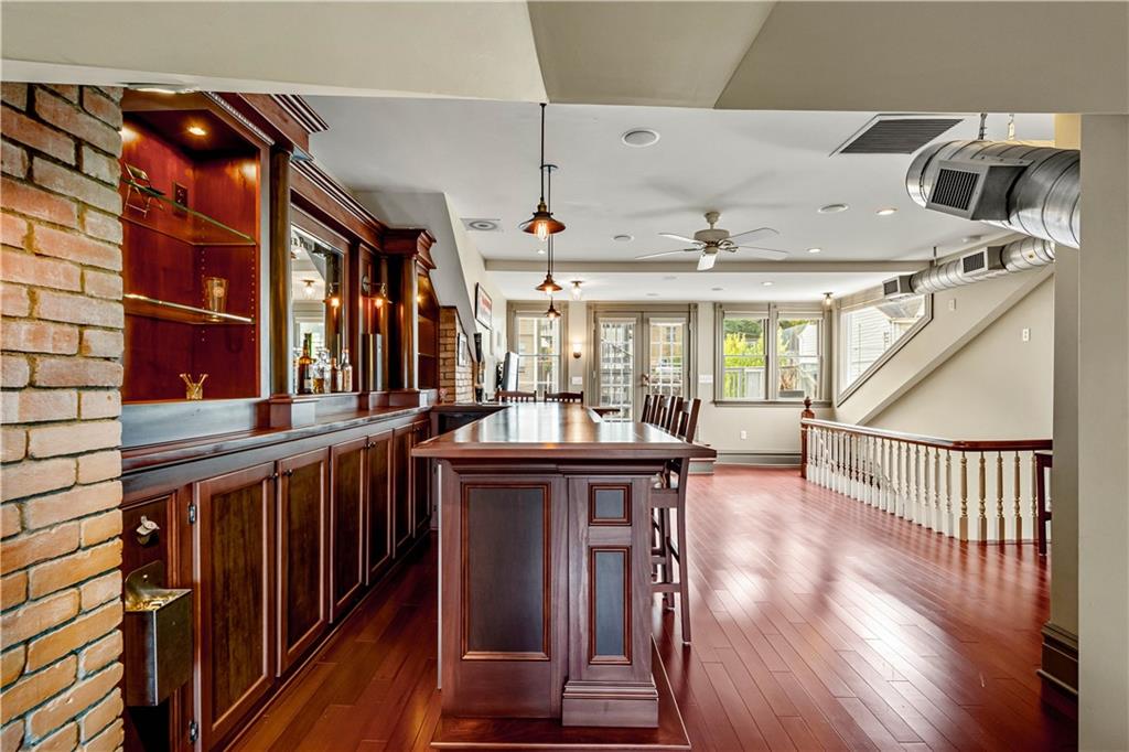 110 Pius Street Pittsburgh, PA 15203 - Photo 30 of 45