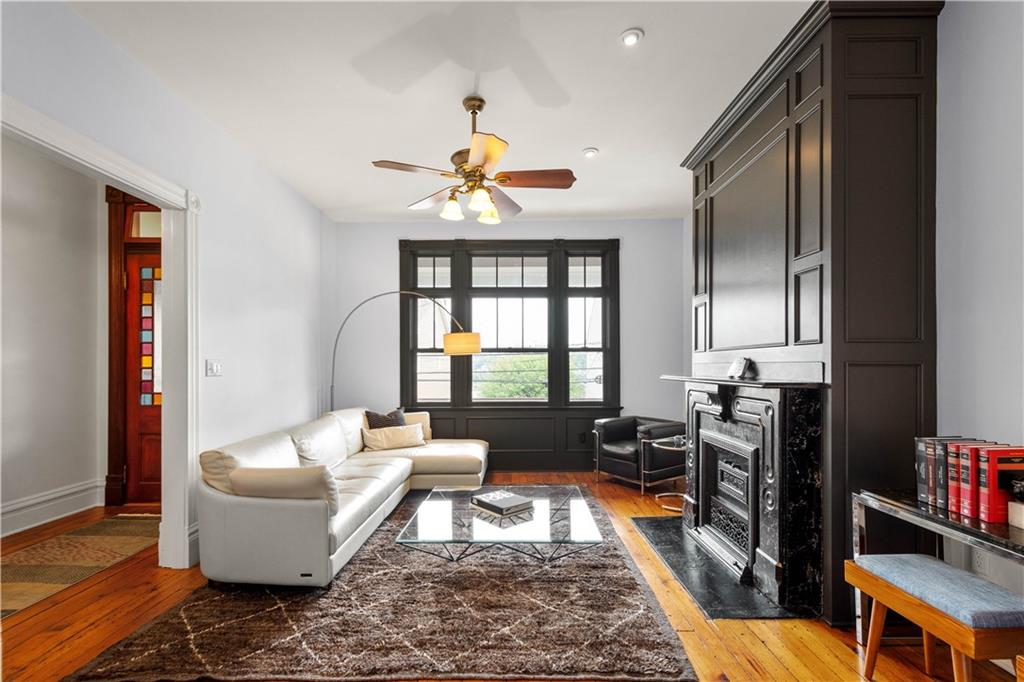 110 Pius Street Pittsburgh, PA 15203 - Photo 10 of 45