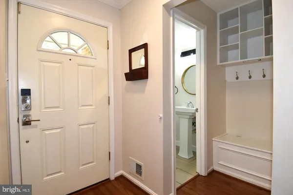 $3,500 | 5920 Langton Drive, Alexandria, VA 22310