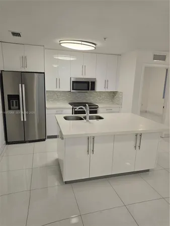 $2,299 | 2651 Northeast 212th Terrace, Unit 103, Miami, FL 33180