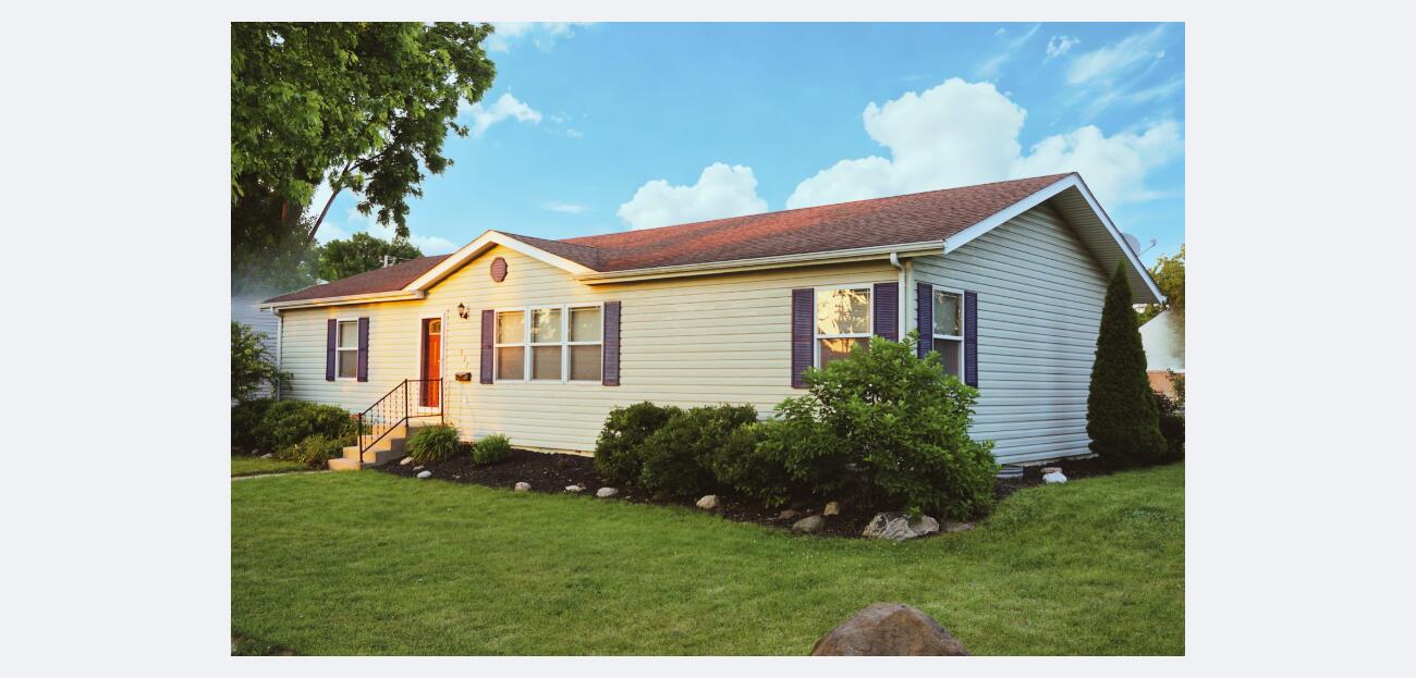 927 State Street Union Grove, WI 53182 - Photo 1 of 1 Front of House