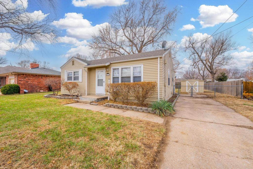 1217 North Custer Street Wichita, KS 67203 - Photo 19 of 20