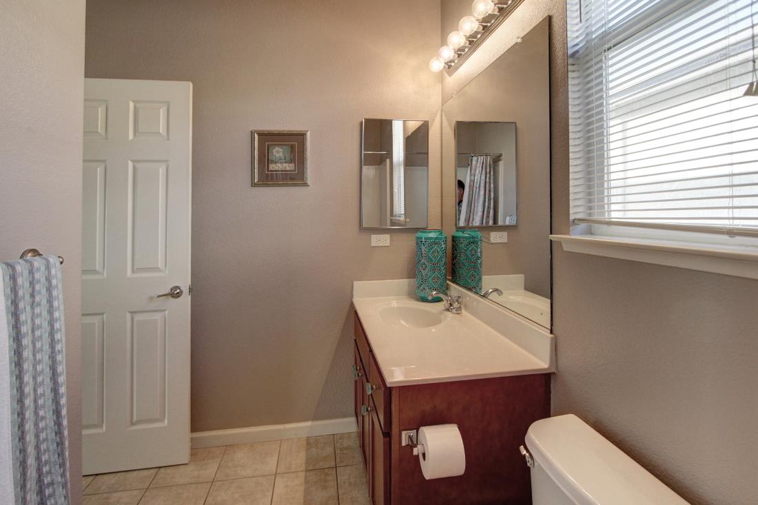 7955 Kipling Circle Gilroy, CA 95020 - Photo 12 of 20