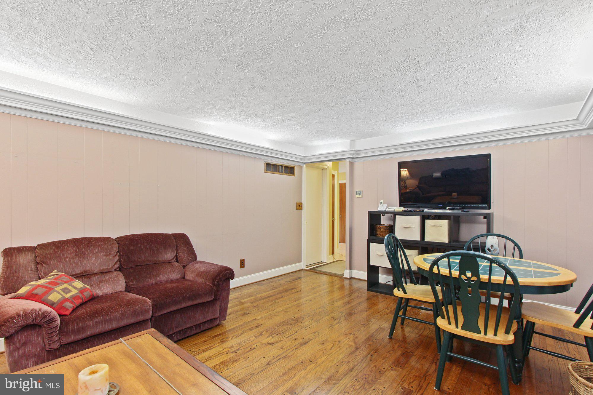 2955 Chesapeake Road York, PA 17402 - Photo 14 of 34 Gallery Image 14