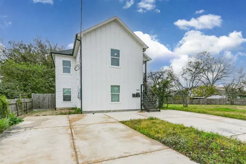 $399,900 | 4405 Mallow Street, Houston, TX 77051