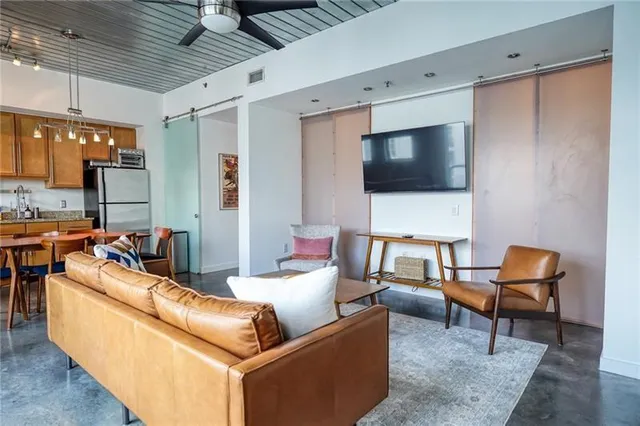 $4,000 | 620 Glen Iris Drive Northeast, Unit 524, Atlanta, GA 30308