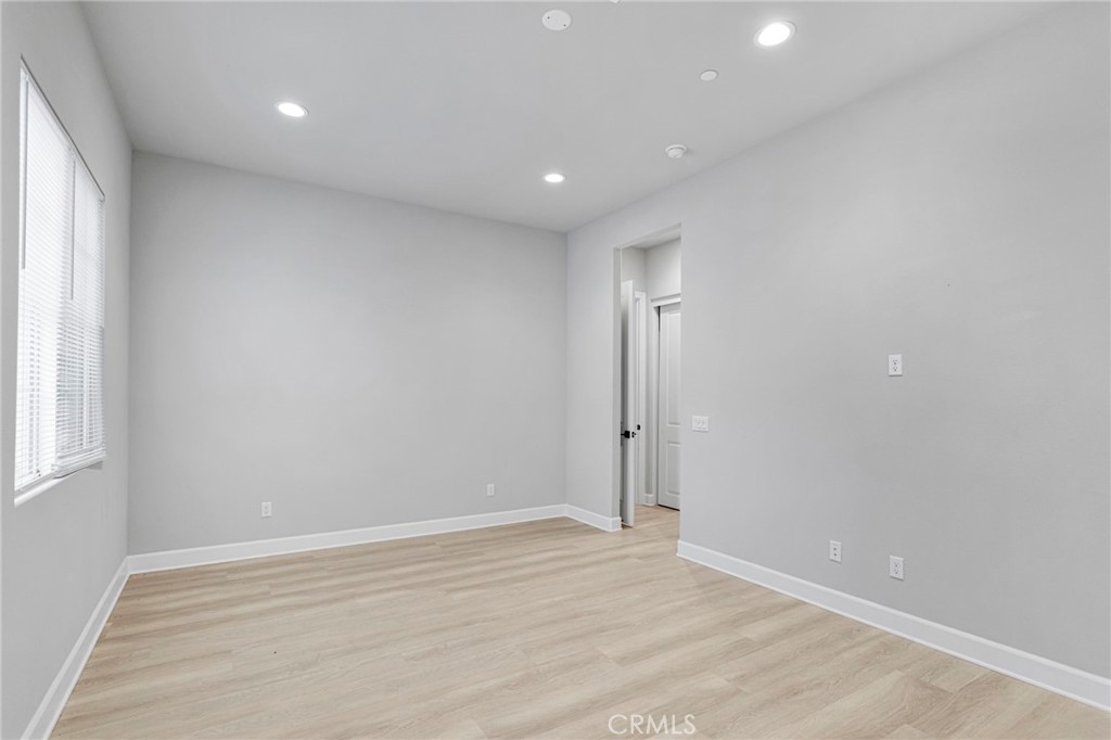 12925 Davona Dale Road Apple Valley, CA 92308 - Photo 25 of 44 a view of empty room