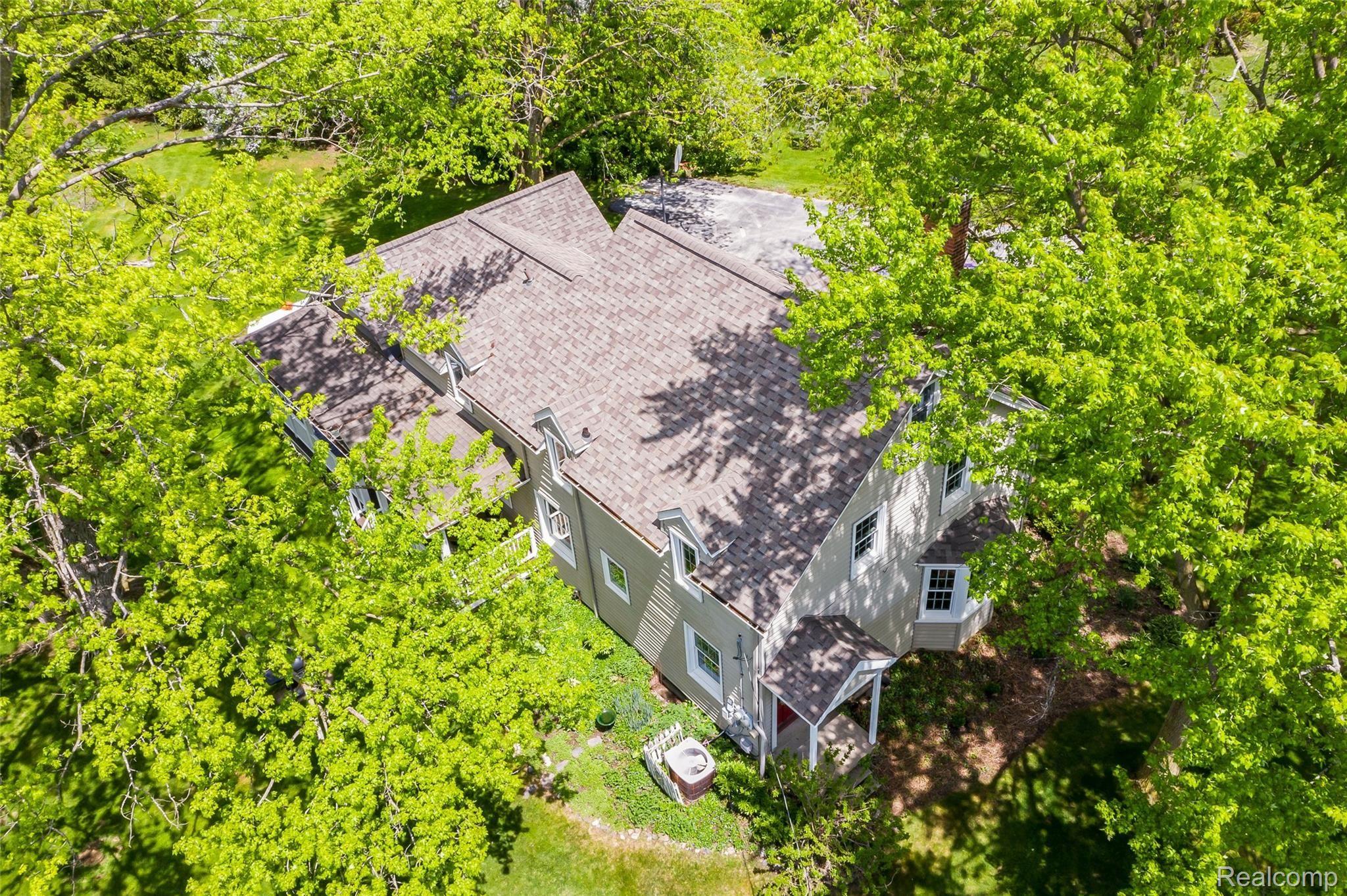 6857 Napier Road Plymouth, MI 48170 - Photo 43 of 53 Drone5.jpg