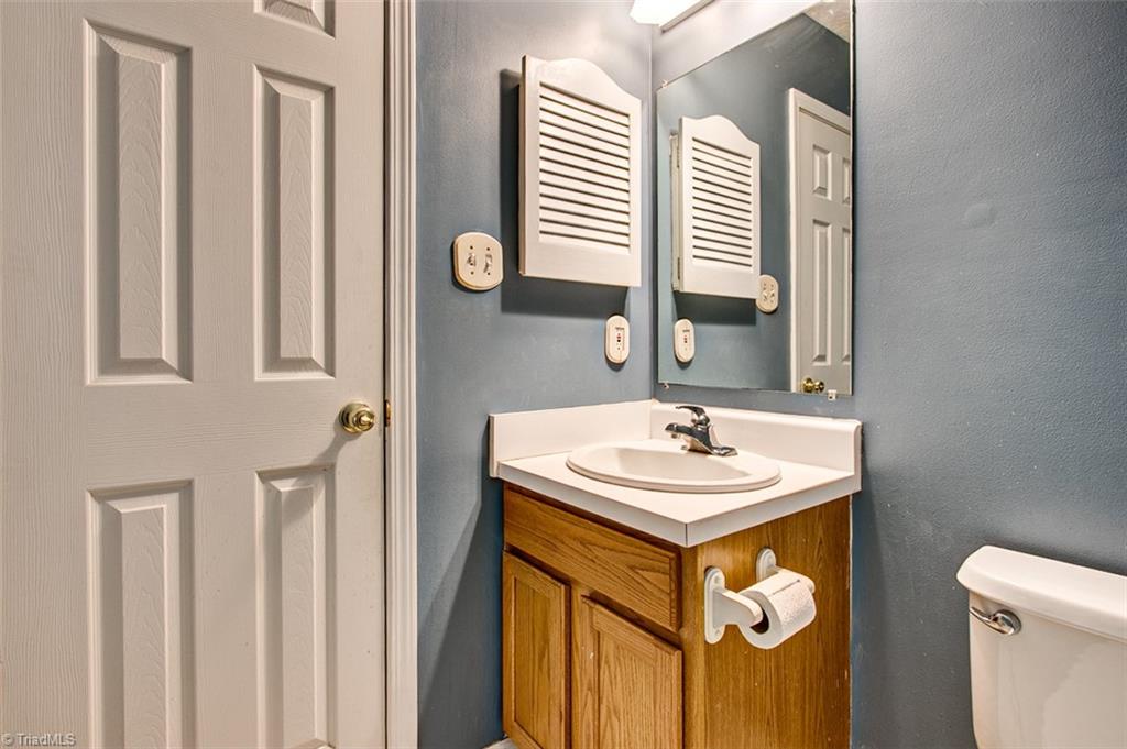 246 Hampton Road, Unit 7C Asheboro, NC 27203 - Photo 11 of 23 Gallery Image 11
