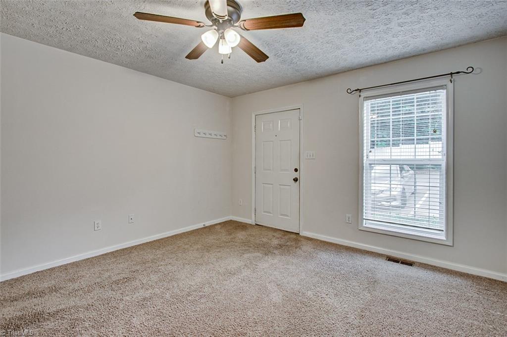 246 Hampton Road, Unit 7C Asheboro, NC 27203 - Photo 5 of 23 Gallery Image 5