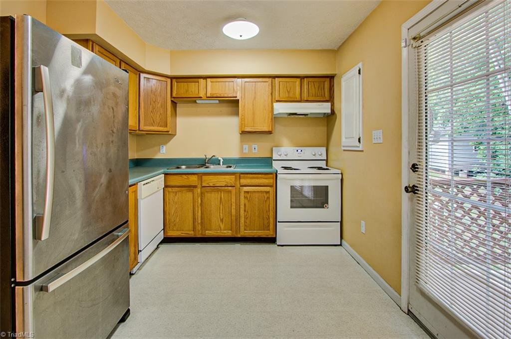 246 Hampton Road, Unit 7C Asheboro, NC 27203 - Photo 7 of 23 Gallery Image 7