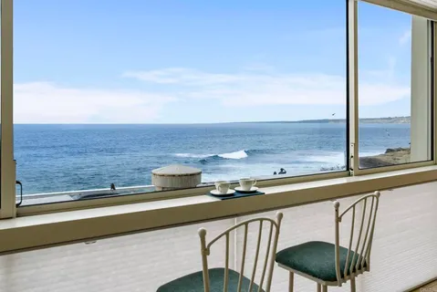 a view of terrace with city view