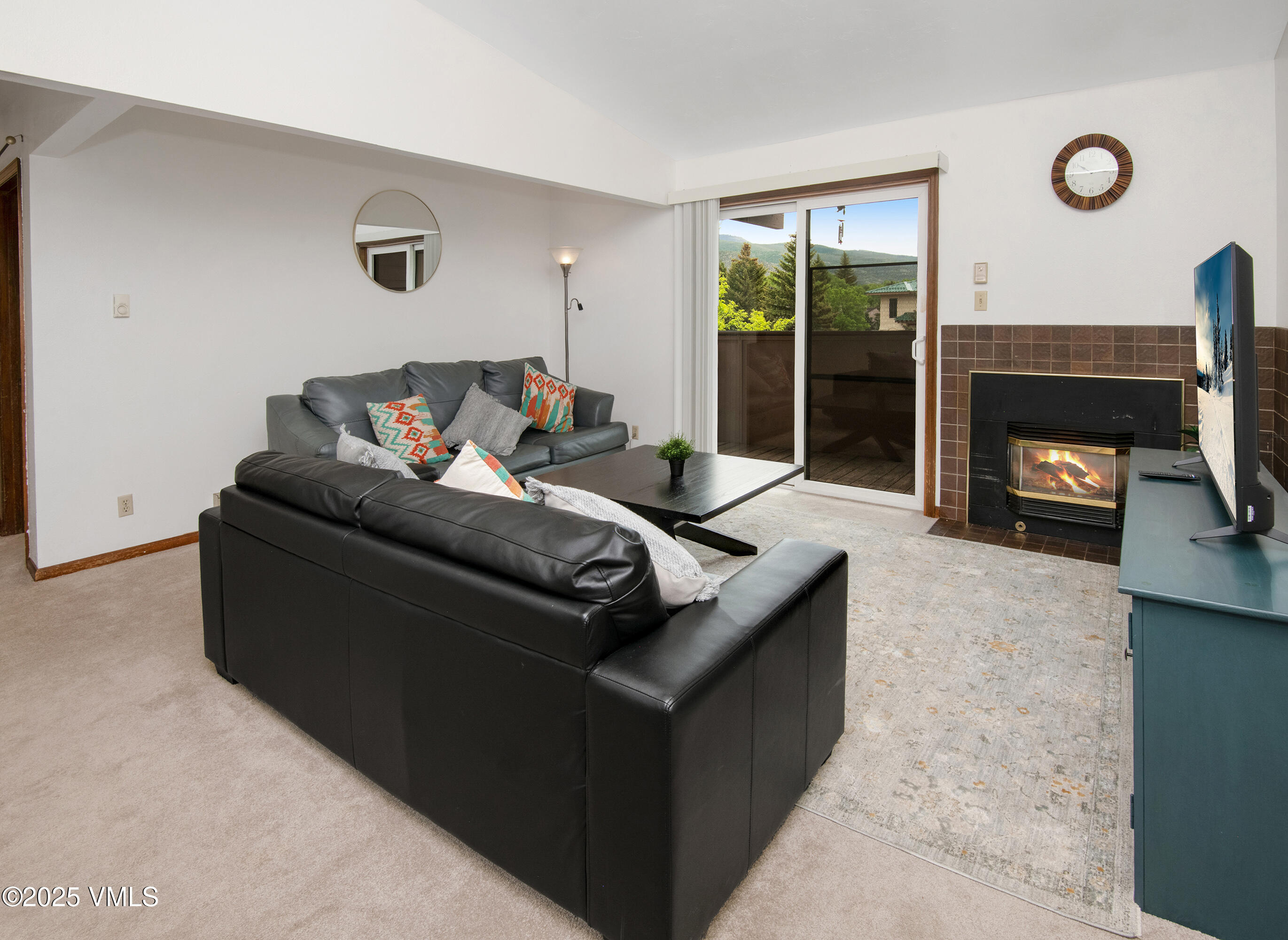 1061 West Beaver Creek Boulevard, Unit Q302 Avon, CO 81620 - Photo 4 of 39 Sunridge-Q-302_04