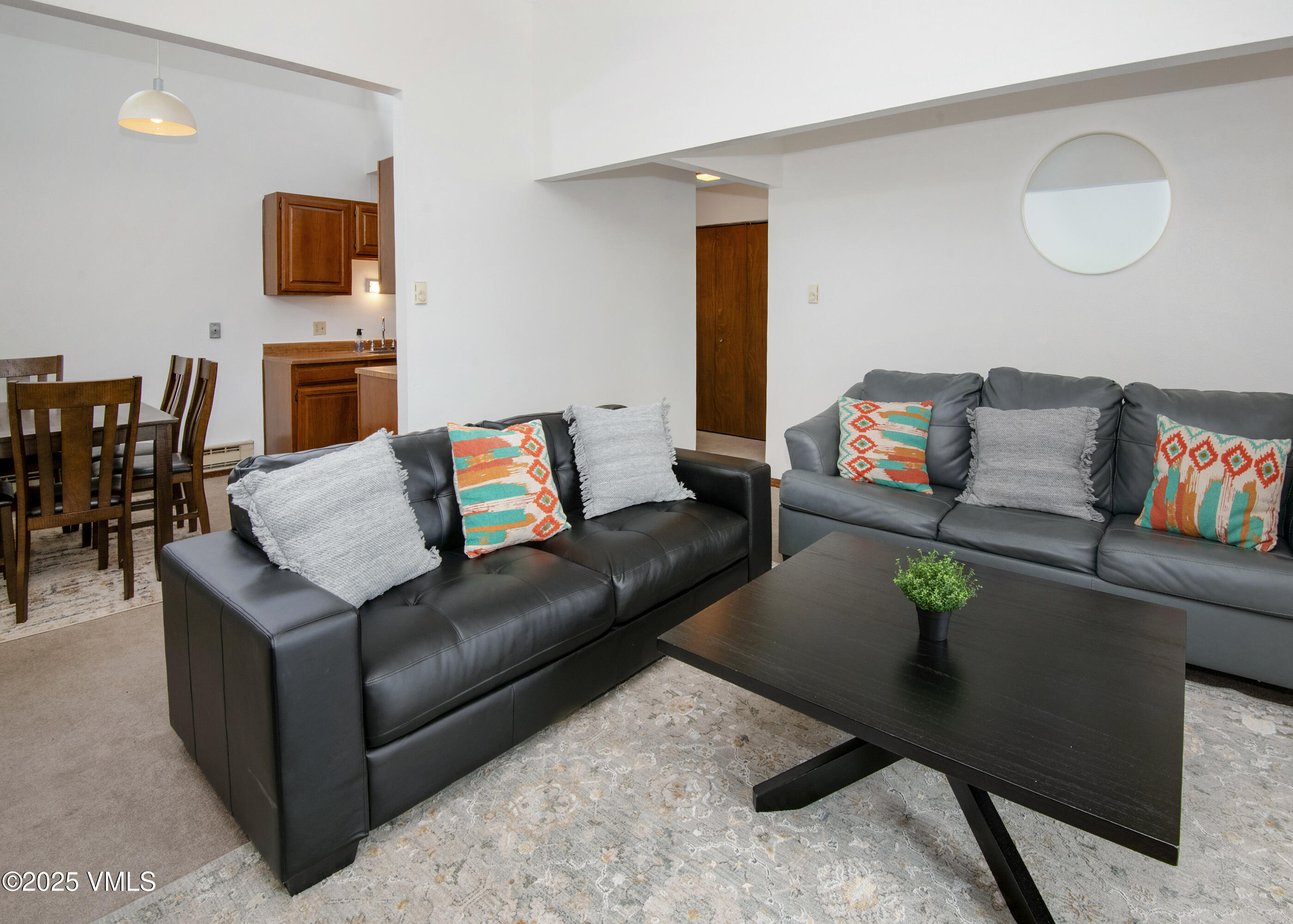 1061 West Beaver Creek Boulevard, Unit Q302 Avon, CO 81620 - Photo 8 of 39 Sunridge-Q-302_08