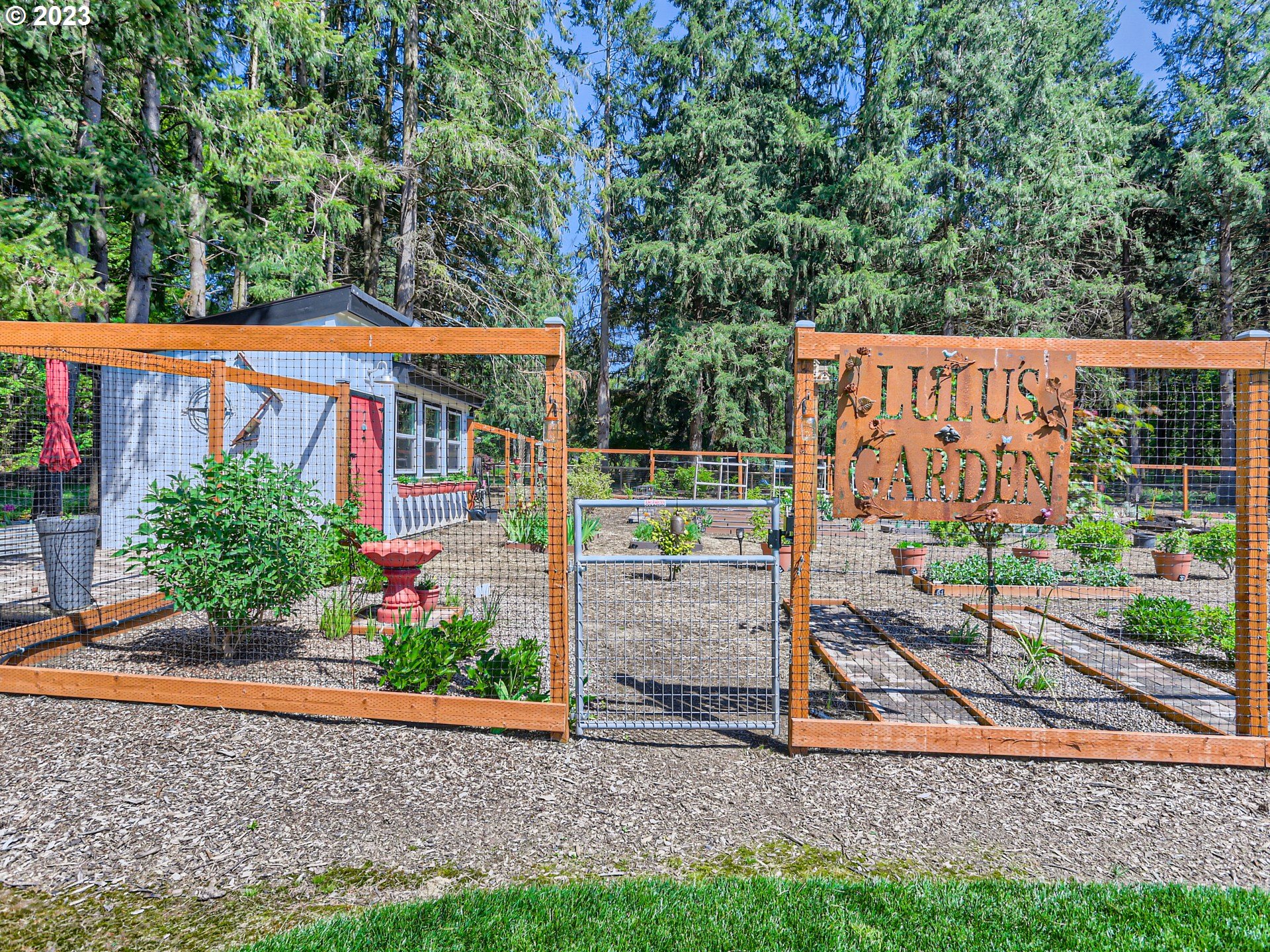15631 Northeast Becke Road Aurora, OR 97002 - Photo 42 of 47 a view of a volley ball court
