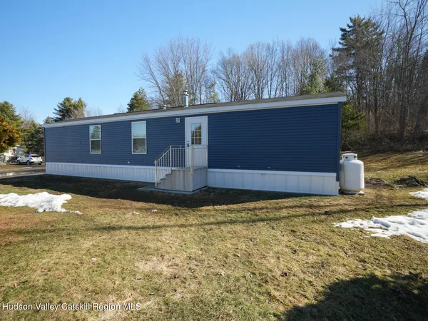 $99,000 | 24 Birch Way, Pittstown, NY 12185
