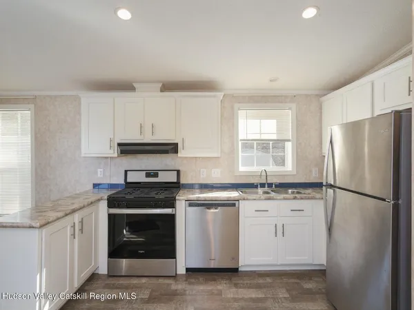 $94,000 | 24 Birch Way, Pittstown, NY 12185