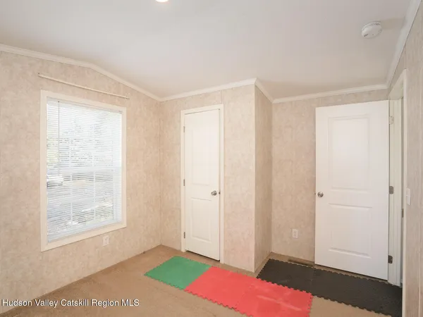 $94,000 | 24 Birch Way, Pittstown, NY 12185