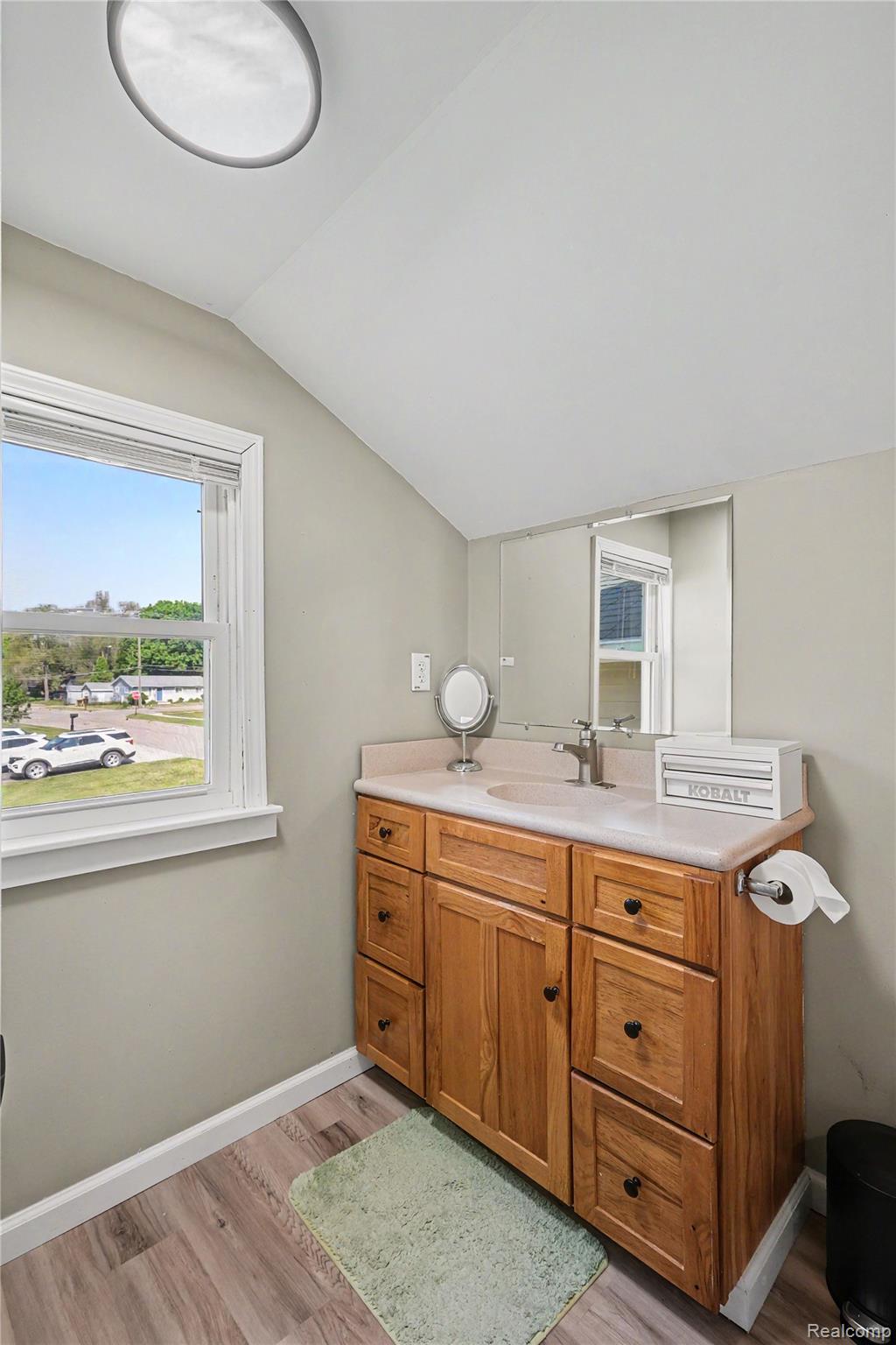 306 Mill Street Pinckney, MI 48169 - Photo 18 of 29 Full bath upstairs