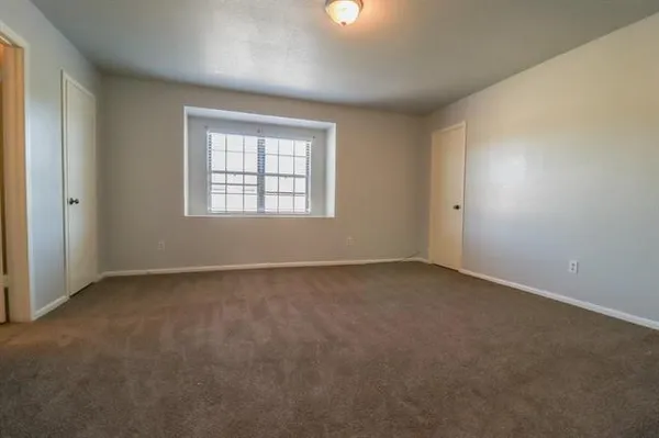 $1,550 | 5725 Townhouse Lane, Beaumont, TX 77707
