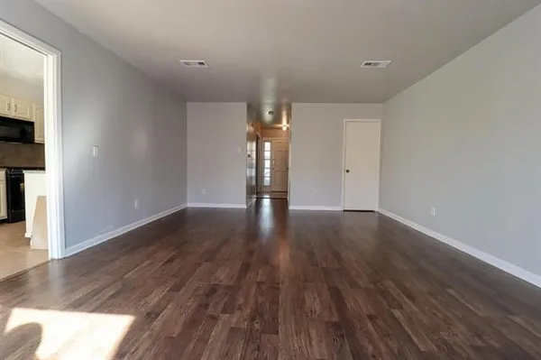 $1,550 | 5725 Townhouse Lane, Beaumont, TX 77707