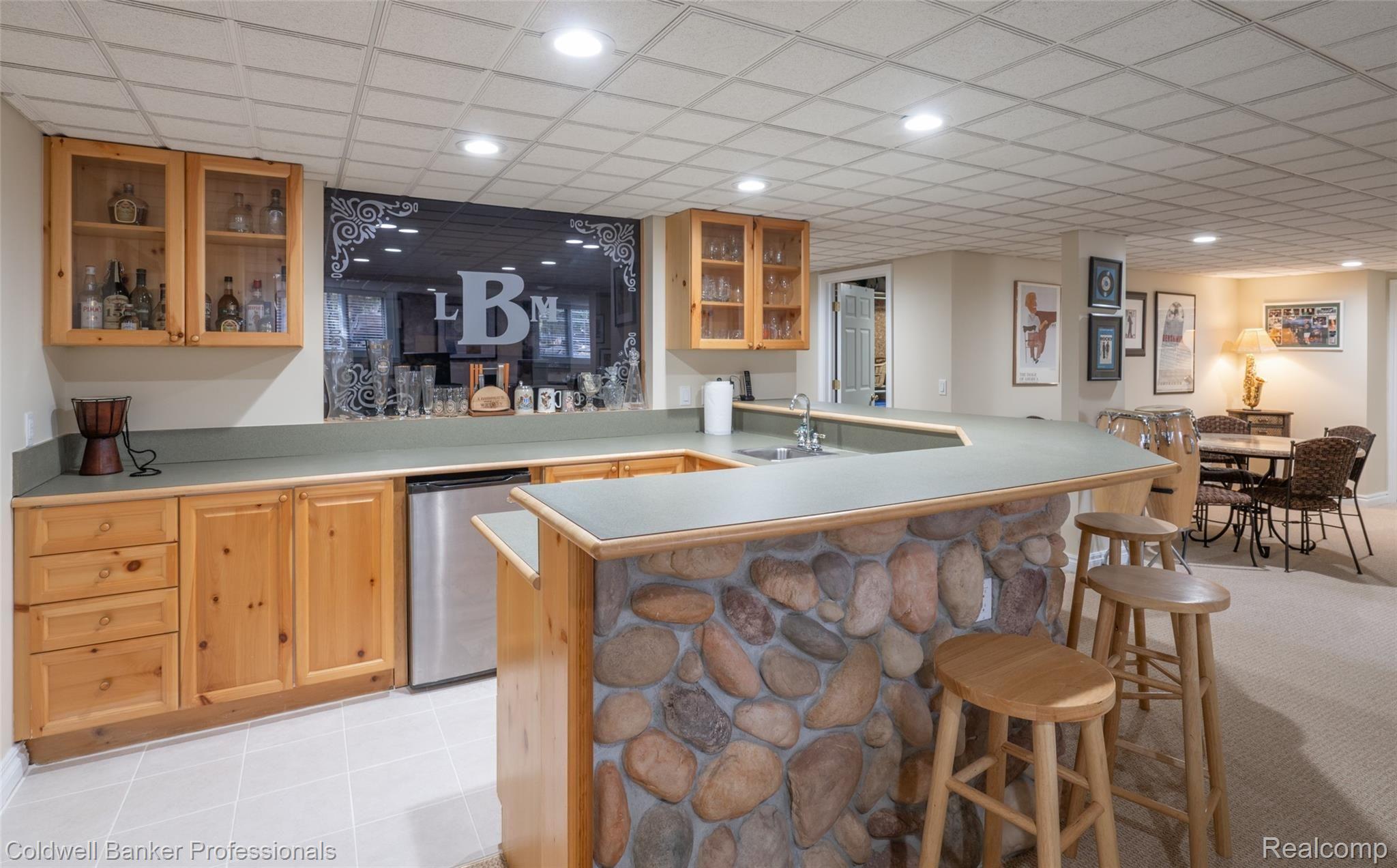 2555 Golf Crest Drive Rochester, MI 48309 - Photo 64 of 91 2555 Golf Crest Dr RHills-63.jpg