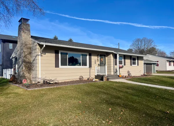 2734 33rd Street, Two Rivers, WI 54241