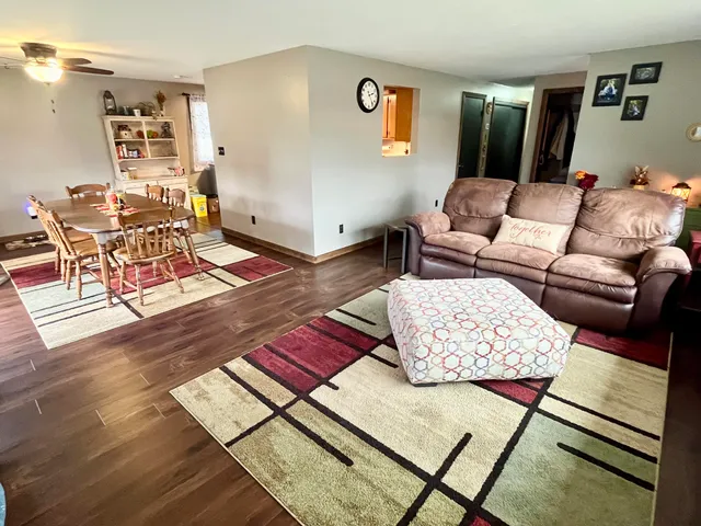 $239,900 | 2734 33rd Street, Two Rivers, WI 54241