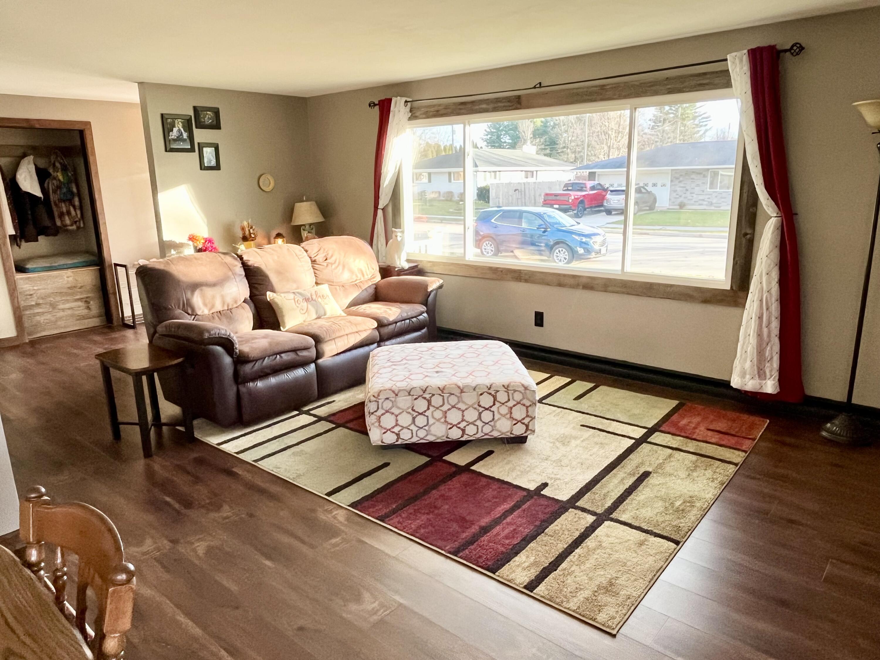 2734 33rd Street Two Rivers, WI 54241 - Photo 17 of 34 IMG_5837