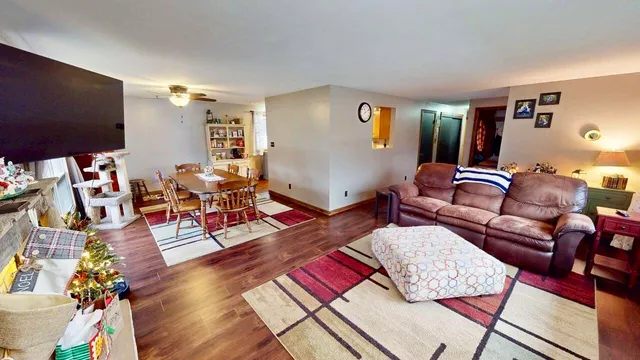 $239,900 | 2734 33rd Street, Two Rivers, WI 54241