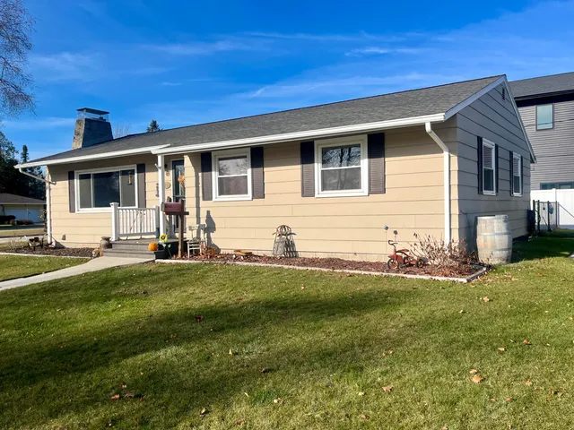 $239,900 | 2734 33rd Street, Two Rivers, WI 54241