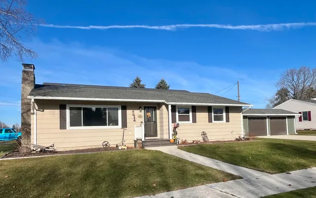 $239,900 | 2734 33rd Street, Two Rivers, WI 54241