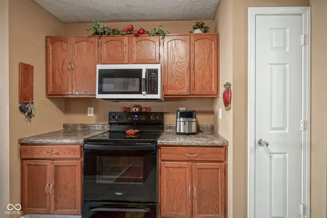 $224,900 | 3693 Dayflower Way, Indianapolis, IN 46235