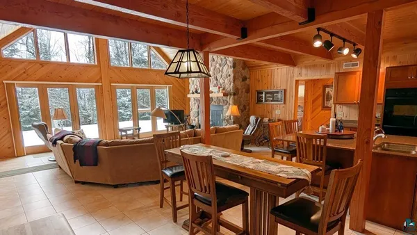 $995,000 | 3163 Randa Road, Orr, MN 55771